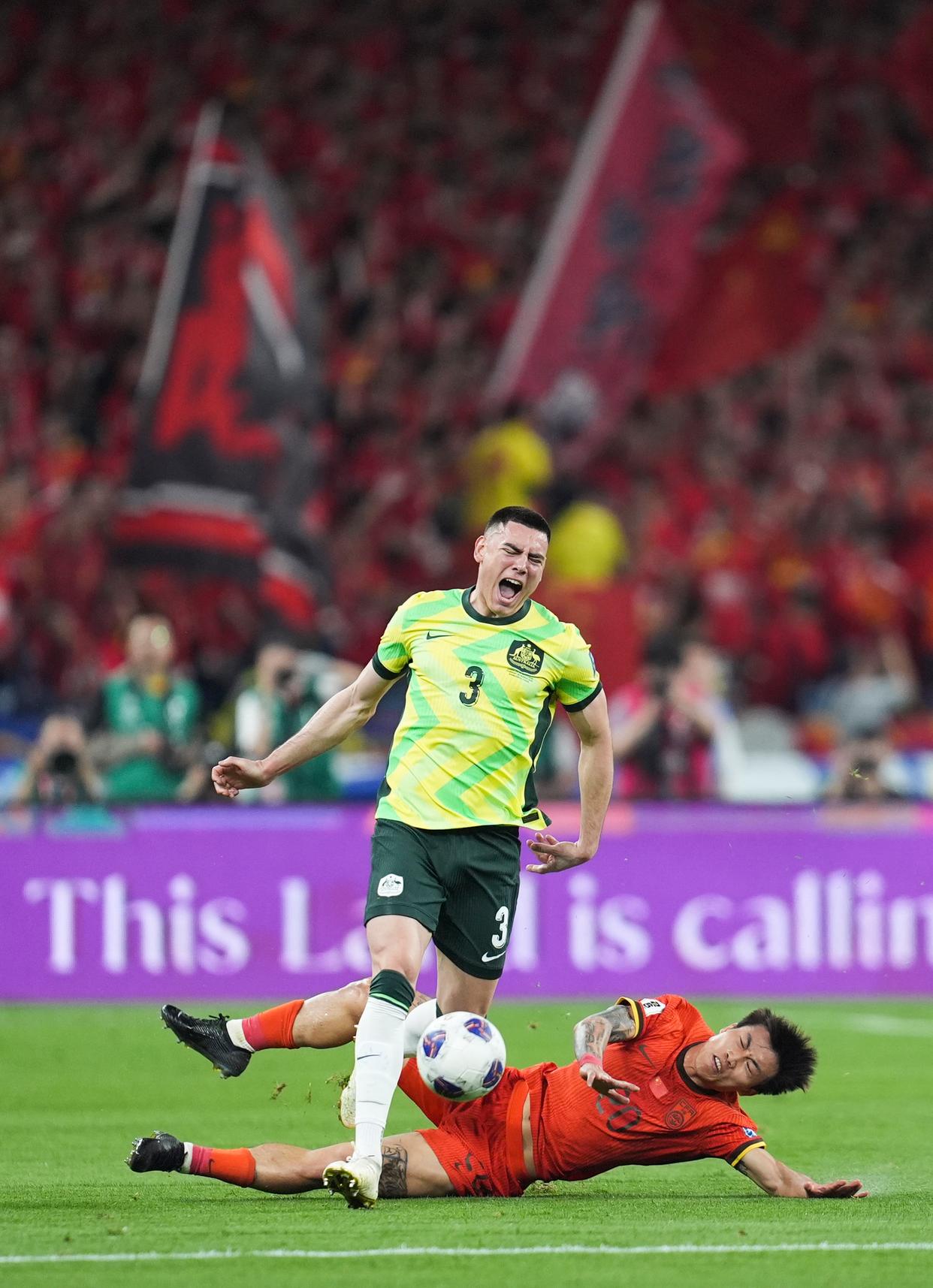 随机凯恩遭遇三连败，澳大利亚队教练面临压力！